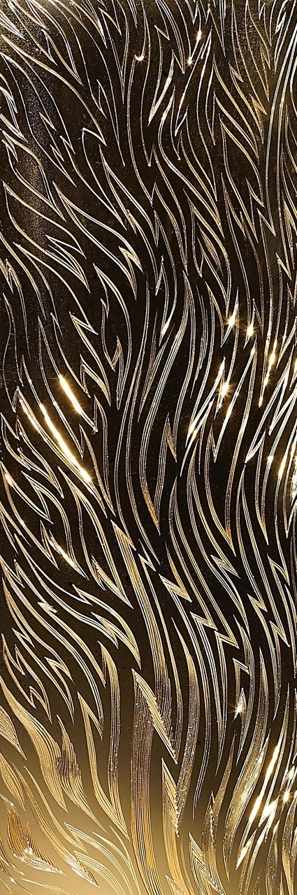 Engraving detail of Sol Vase.